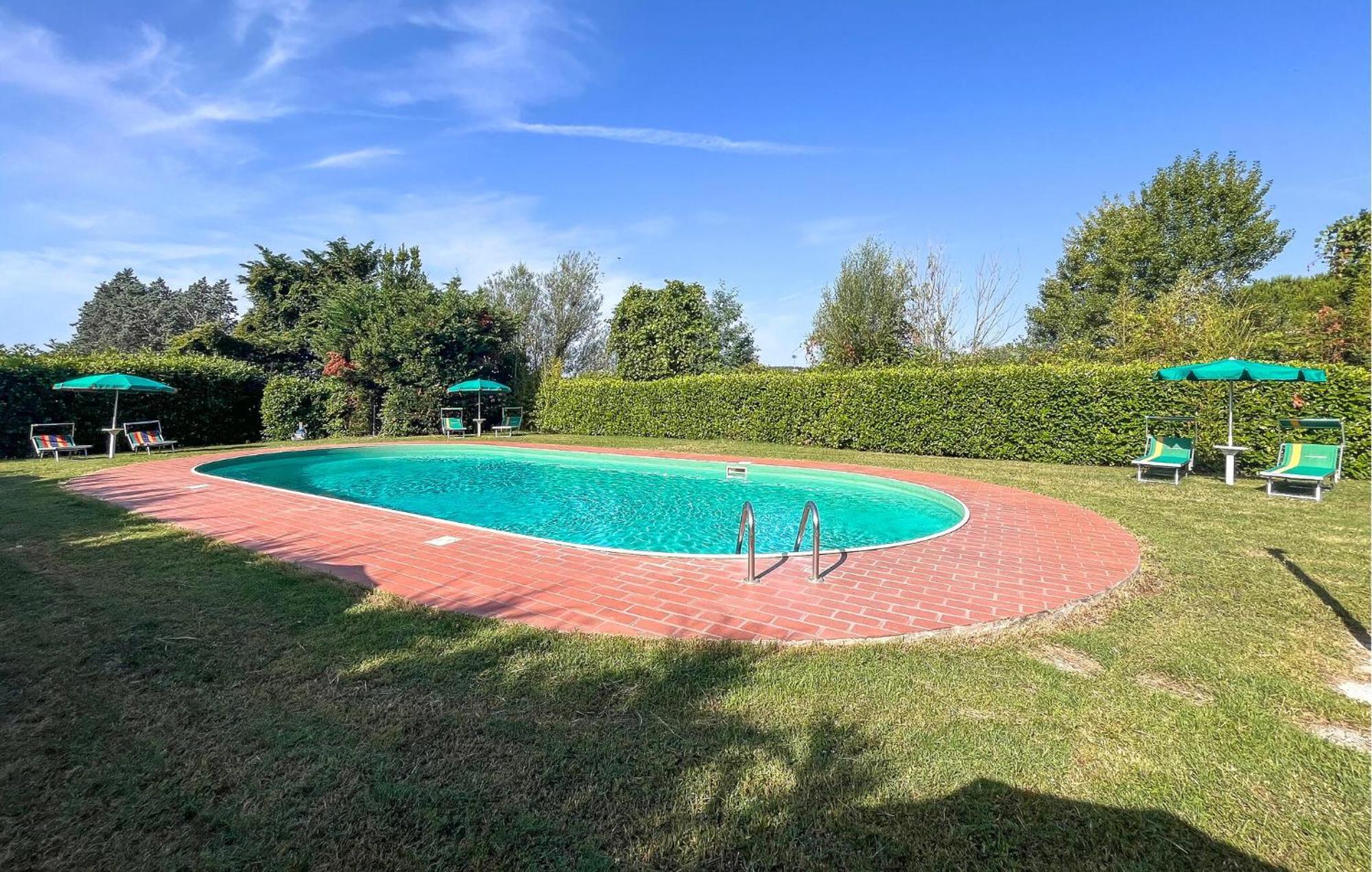 Lovely Apartment In Tuoro Sul Trasimeno With Wifi Экстерьер фото