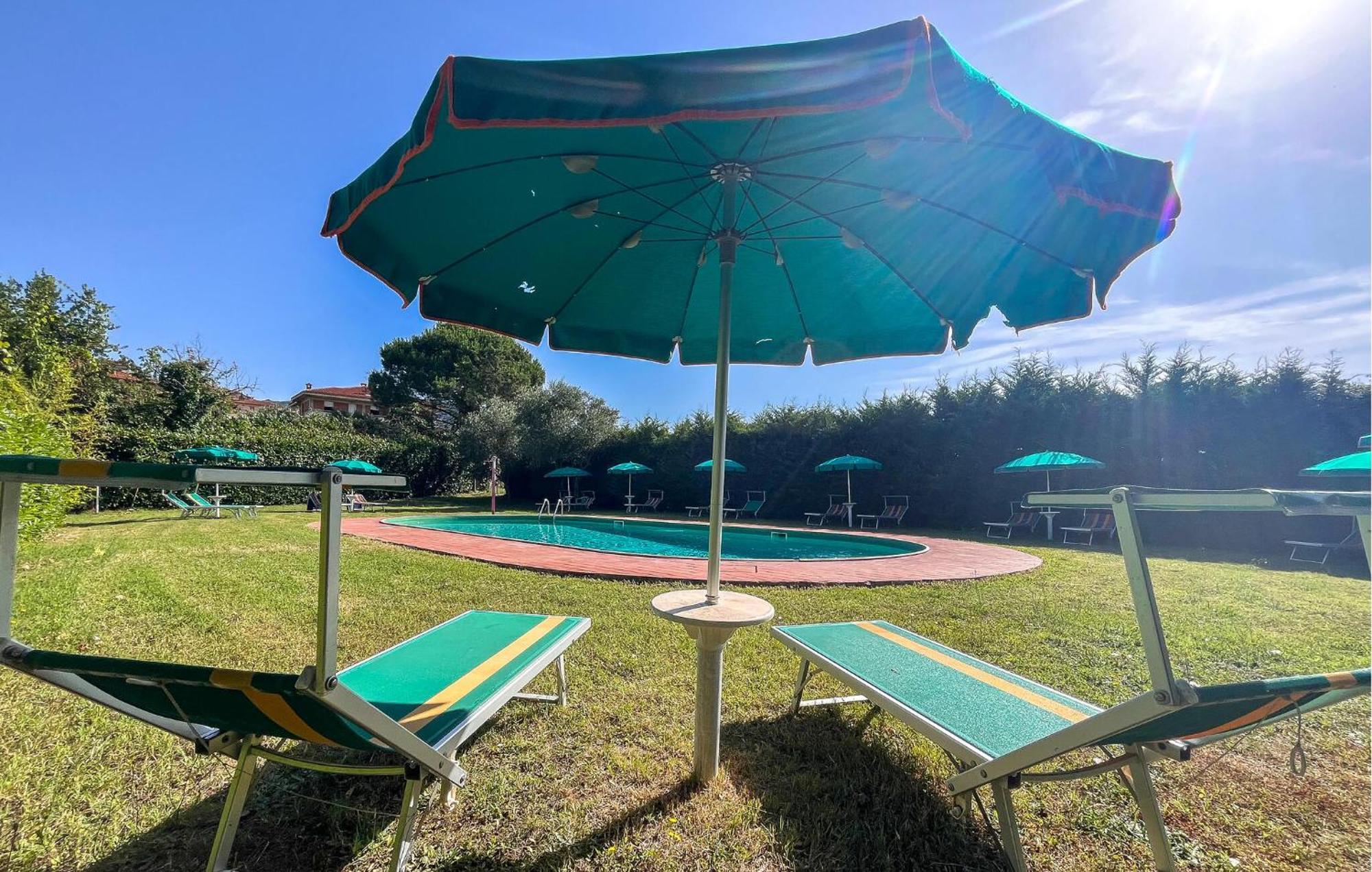 Lovely Apartment In Tuoro Sul Trasimeno With Wifi Экстерьер фото